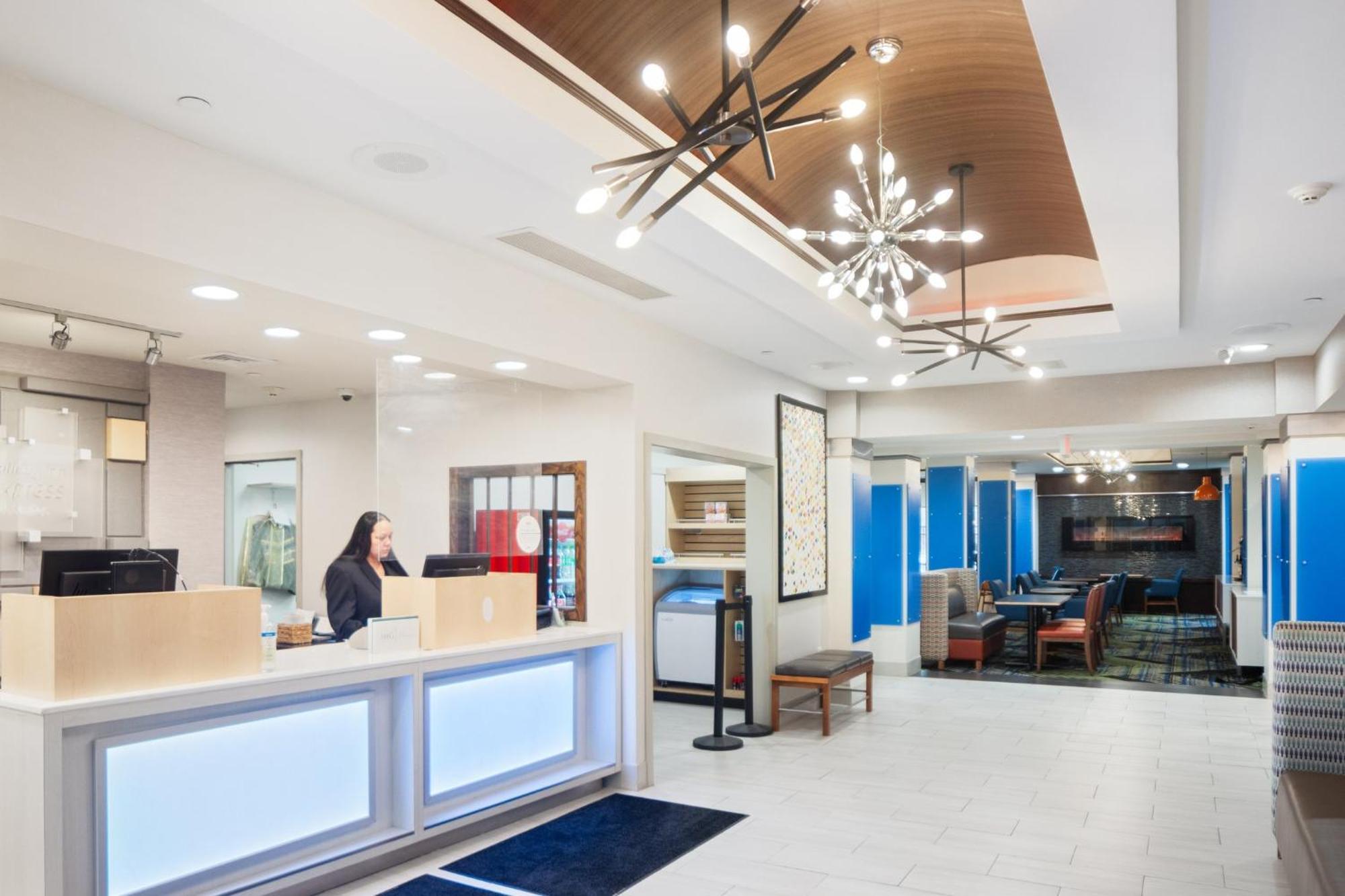 Holiday Inn Express And Suites Stroudsburg-Poconos By Ihg Extérieur photo